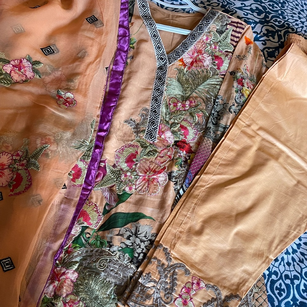 Pakistani 3 piece dress